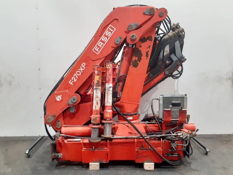 Grúa FASSI F270A.26 - ونش كرين - شاحنة: صورة 1 Grúa FASSI F270A.26 - ونش كرين - شاحنة: صورة 1