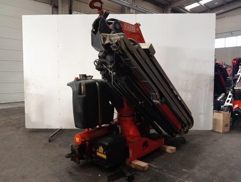 Grúa FASSI F360DXP.25 - ونش كرين - شاحنة: صورة 1 Grúa FASSI F360DXP.25 - ونش كرين - شاحنة: صورة 1