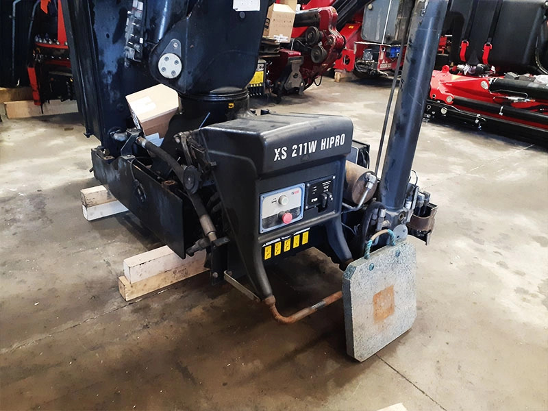 Grúa Hiab 211 W-3 Hipro - ونش كرين - شاحنة: صورة 1 Grúa Hiab 211 W-3 Hipro - ونش كرين - شاحنة: صورة 1