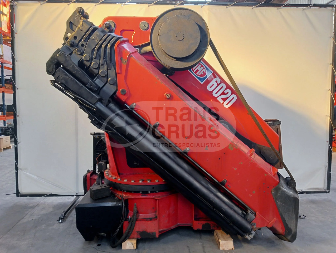 Grúa hidráulica HMF 6020 - ونش كرين: صورة 1 Grúa hidráulica HMF 6020 - ونش كرين: صورة 1