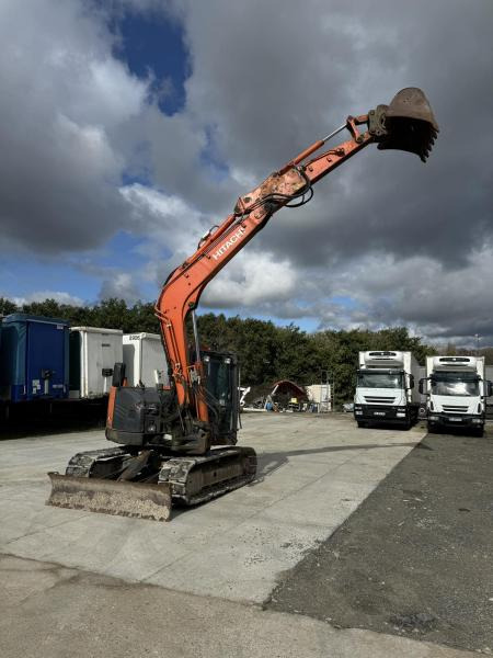 Hitachi ZX85USB-5A - حفار زحاف: صورة 3 Hitachi ZX85USB-5A - حفار زحاف: صورة 3