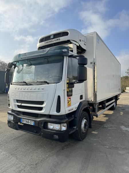 Iveco Eurocargo 160E30 - شاحنة الفريزر: صورة 1 Iveco Eurocargo 160E30 - شاحنة الفريزر: صورة 1