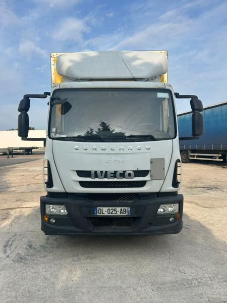 Iveco Eurocargo ML 160 E 18 - شاحنة مقفلة: صورة 2 Iveco Eurocargo ML 160 E 18 - شاحنة مقفلة: صورة 2