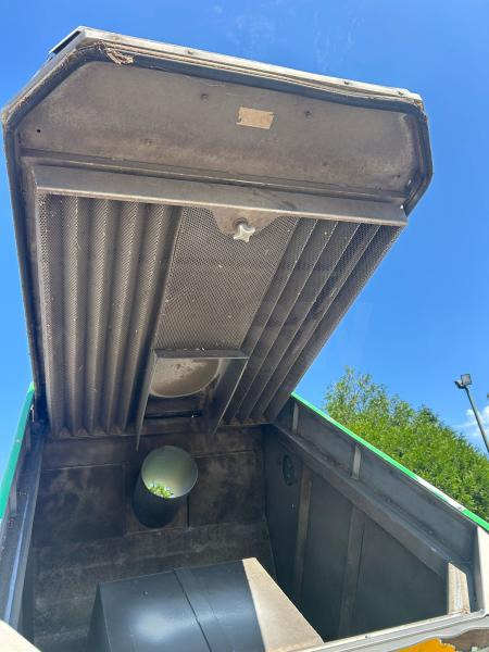 Mathieu Azura MC210 - سياره كنس شوارع: صورة 3 Mathieu Azura MC210 - سياره كنس شوارع: صورة 3