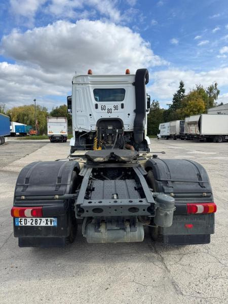 Mercedes Arocs 2045 - وحدة جر: صورة 2 Mercedes Arocs 2045 - وحدة جر: صورة 2