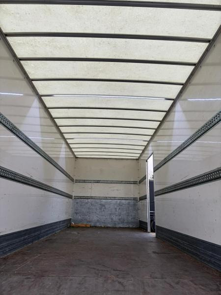 شاحنة مقفلة Renault D-Series 240.12: صورة 16 شاحنة مقفلة Renault D-Series 240.12: صورة 16