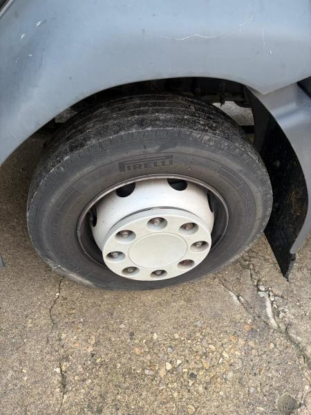 شاحنة مقفلة Renault D-Series 240.12: صورة 19 شاحنة مقفلة Renault D-Series 240.12: صورة 19