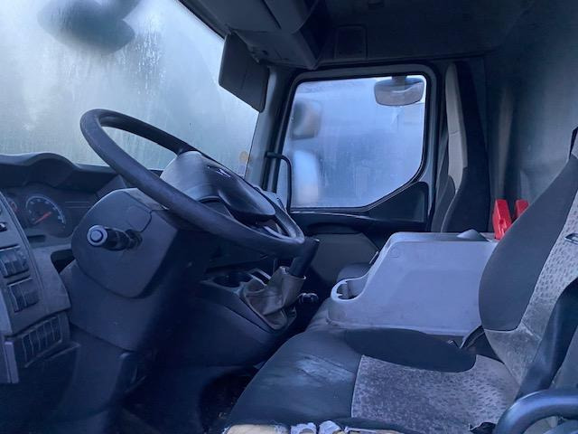 Renault Midlum 180 - شاحنة مقفلة: صورة 5 Renault Midlum 180 - شاحنة مقفلة: صورة 5