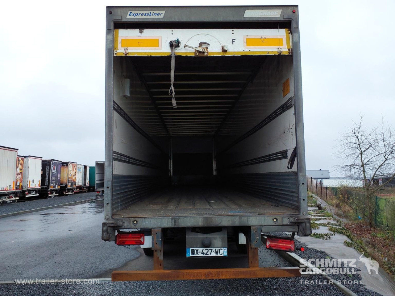 FRUEHAUF Dryfreight Standard Roller shutter door - نصف مقطورة صندوق مغلق: صورة 3 FRUEHAUF Dryfreight Standard Roller shutter door - نصف مقطورة صندوق مغلق: صورة 3