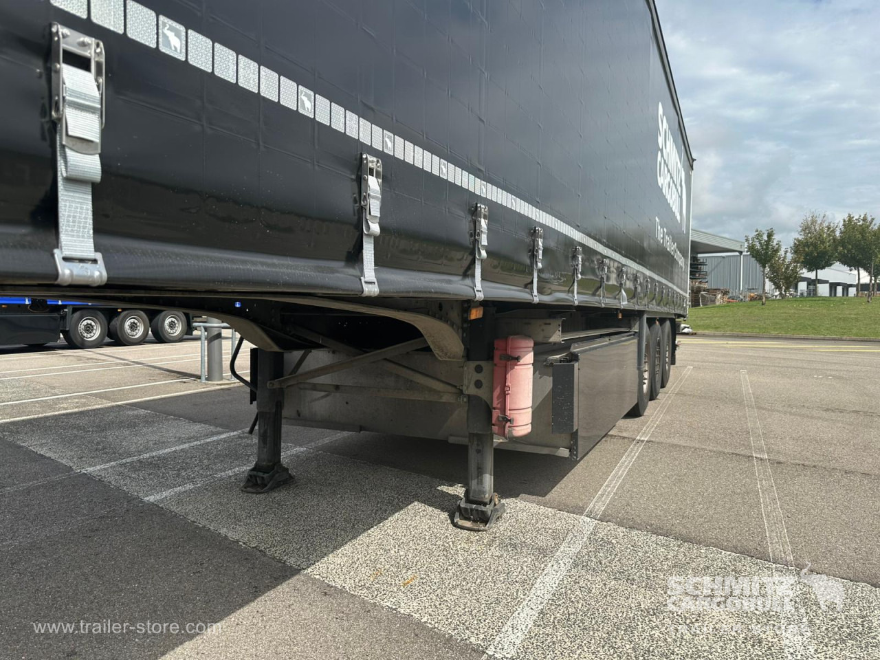 SCHMITZ Curtainsider Standard - نصف مقطورة ستارة: صورة 2 SCHMITZ Curtainsider Standard - نصف مقطورة ستارة: صورة 2