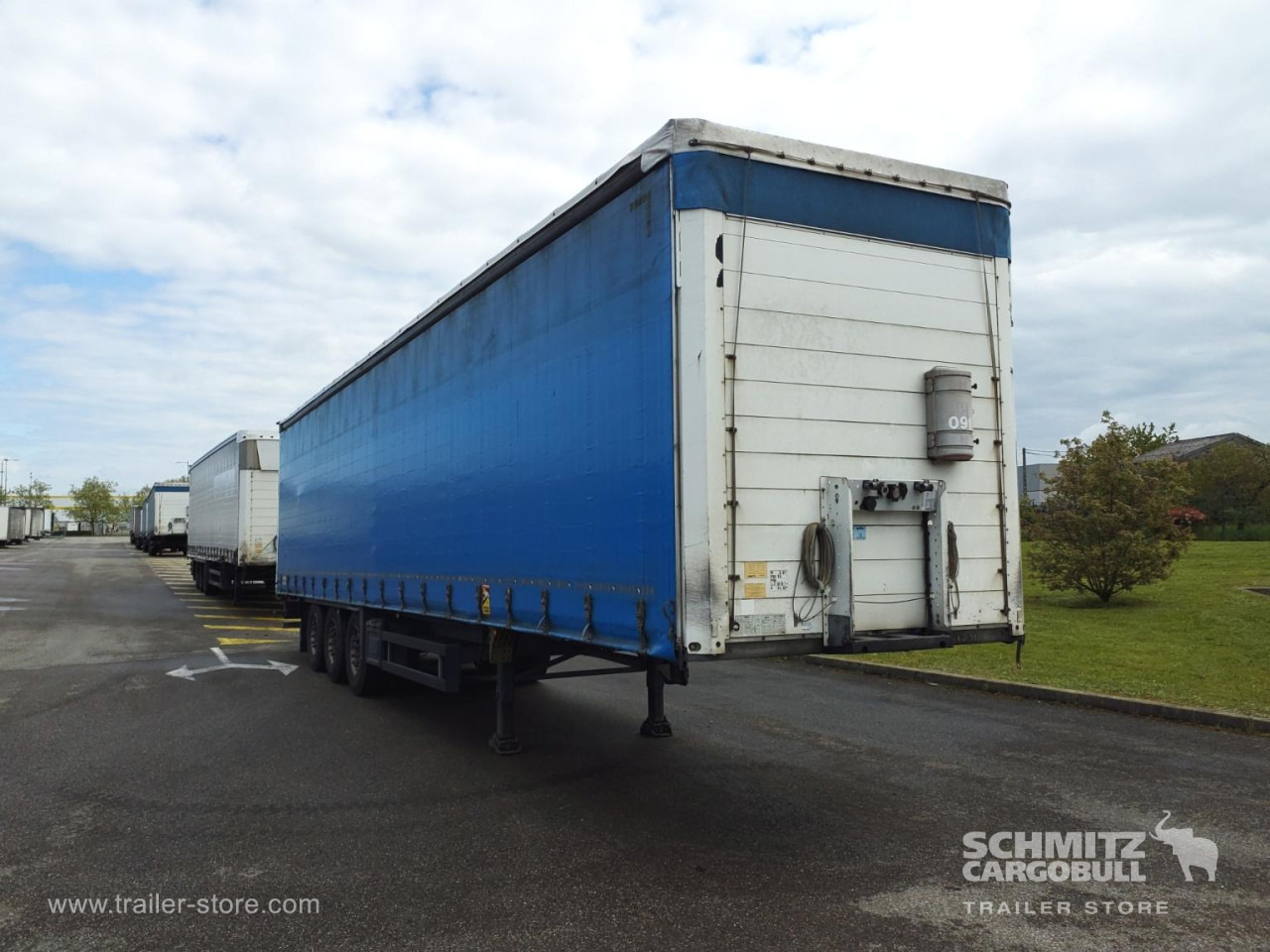 SCHMITZ Curtainsider Standard - نصف مقطورة ستارة: صورة 1 SCHMITZ Curtainsider Standard - نصف مقطورة ستارة: صورة 1