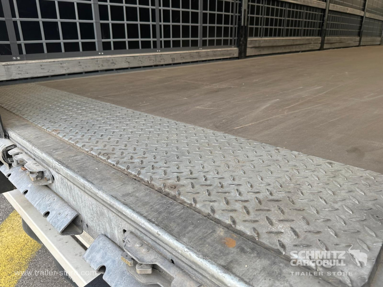 SCHMITZ Curtainsider Standard - نصف مقطورة ستارة: صورة 5 SCHMITZ Curtainsider Standard - نصف مقطورة ستارة: صورة 5