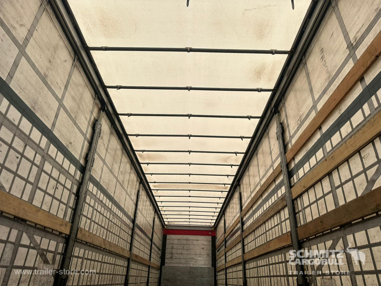 SCHMITZ Curtainsider Standard - نصف مقطورة ستارة: صورة 5 SCHMITZ Curtainsider Standard - نصف مقطورة ستارة: صورة 5