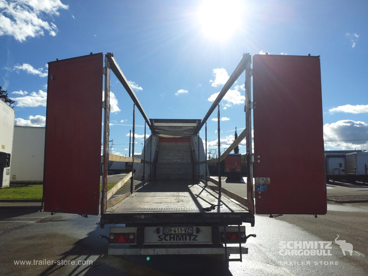 SCHMITZ Curtainsider Standard - نصف مقطورة ستارة: صورة 2 SCHMITZ Curtainsider Standard - نصف مقطورة ستارة: صورة 2