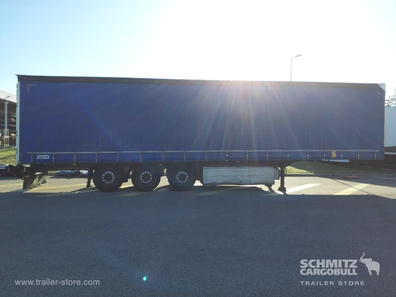 SCHMITZ Curtainsider Standard - نصف مقطورة ستارة: صورة 2 SCHMITZ Curtainsider Standard - نصف مقطورة ستارة: صورة 2