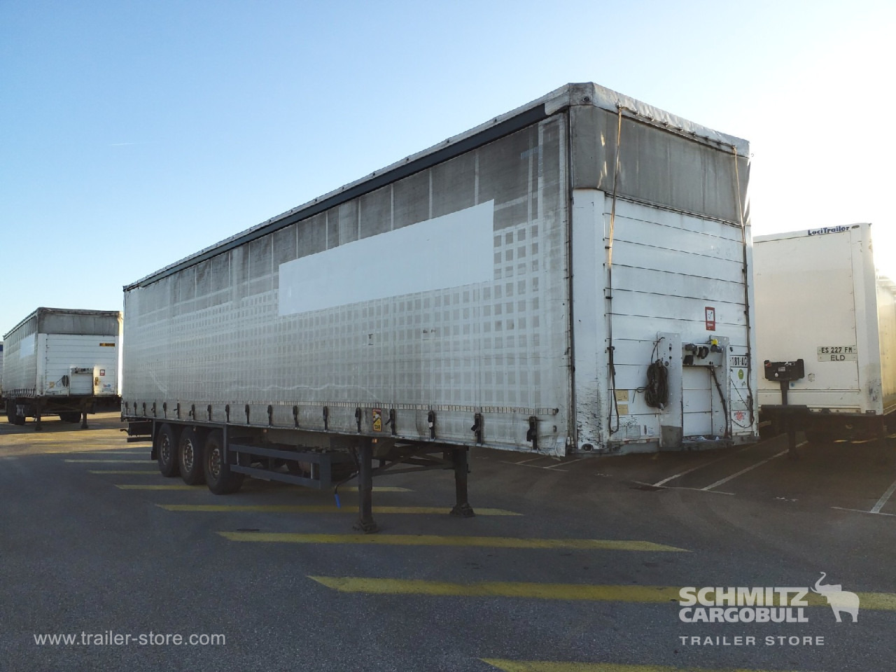 SCHMITZ Curtainsider Standard - نصف مقطورة ستارة: صورة 1 SCHMITZ Curtainsider Standard - نصف مقطورة ستارة: صورة 1