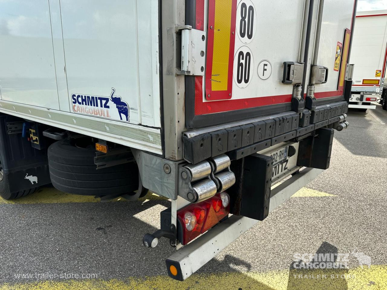 SCHMITZ Reefer Standard - نصف مقطورة متساوي الحرارة: صورة 3 SCHMITZ Reefer Standard - نصف مقطورة متساوي الحرارة: صورة 3