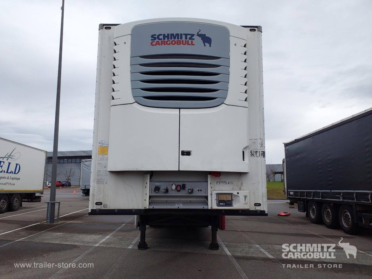 SCHMITZ Reefer Standard - نصف مقطورة متساوي الحرارة: صورة 3 SCHMITZ Reefer Standard - نصف مقطورة متساوي الحرارة: صورة 3