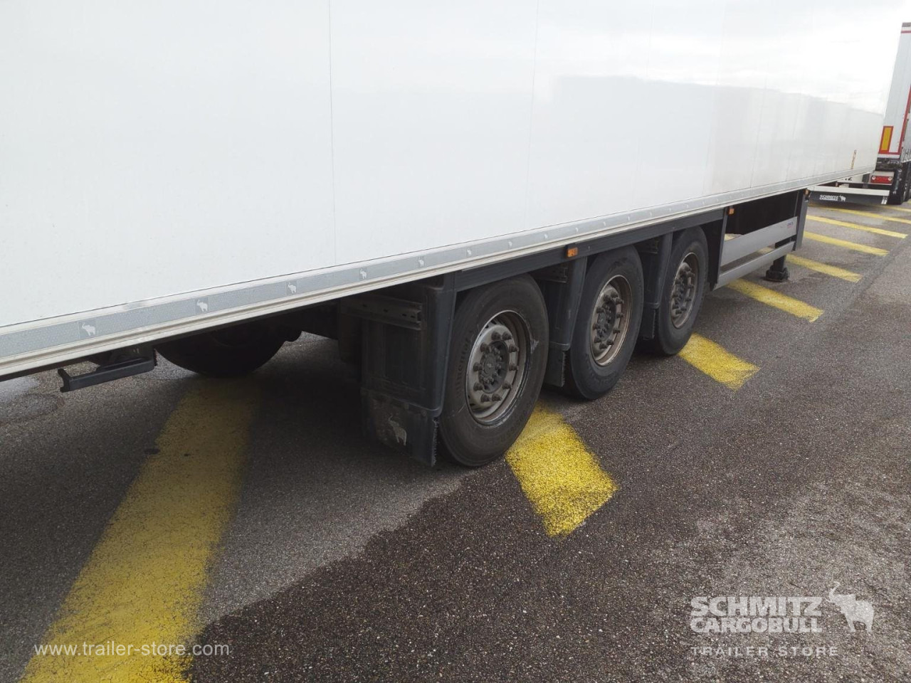SCHMITZ Reefer Standard - نصف مقطورة متساوي الحرارة: صورة 2 SCHMITZ Reefer Standard - نصف مقطورة متساوي الحرارة: صورة 2