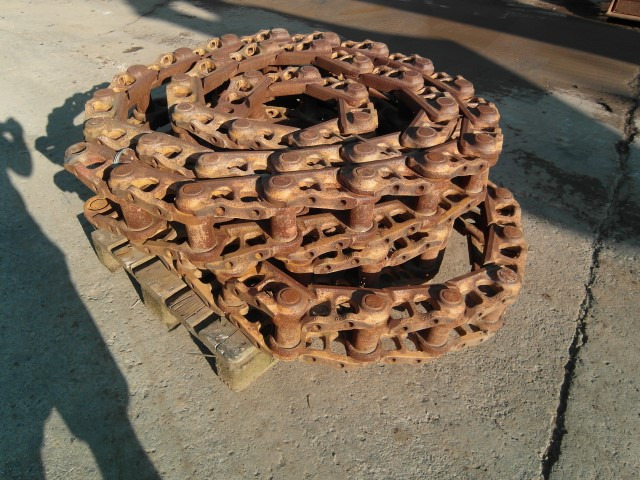 Berco  - أجزاء الهيكل السفلي - آلات البناء: صورة 4 Berco  - أجزاء الهيكل السفلي - آلات البناء: صورة 4