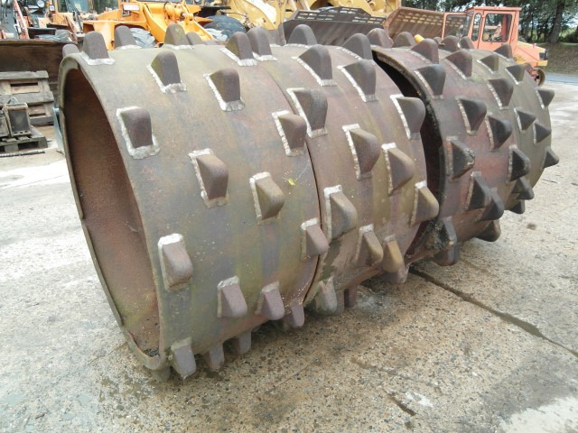 Hanomag 44 C + 55 C  - أجزاء الهيكل السفلي - آلات البناء: صورة 1 Hanomag 44 C + 55 C  - أجزاء الهيكل السفلي - آلات البناء: صورة 1