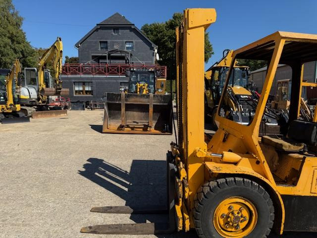 رافعة تلسكوبية Hyster H 70 C: صورة 17