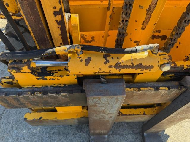 رافعة تلسكوبية Hyster H 70 C: صورة 16