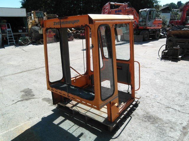 Kabine Zettelmeyer ZL 602  - الكابينة والداخلية - آلات البناء: صورة 4 Kabine Zettelmeyer ZL 602  - الكابينة والداخلية - آلات البناء: صورة 4
