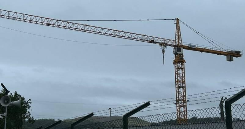 Liebherr 420 EC-H 16 - رافعة برجية: صورة 1 Liebherr 420 EC-H 16 - رافعة برجية: صورة 1