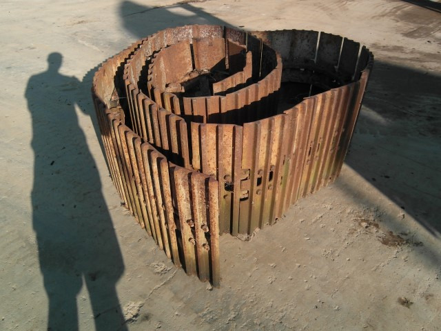 Liebherr R 912  - مسارات - آلات البناء: صورة 1 Liebherr R 912  - مسارات - آلات البناء: صورة 1