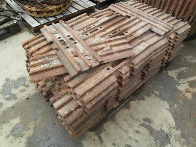 VOLVO EC 180  - مسارات - آلات البناء: صورة 1 VOLVO EC 180  - مسارات - آلات البناء: صورة 1