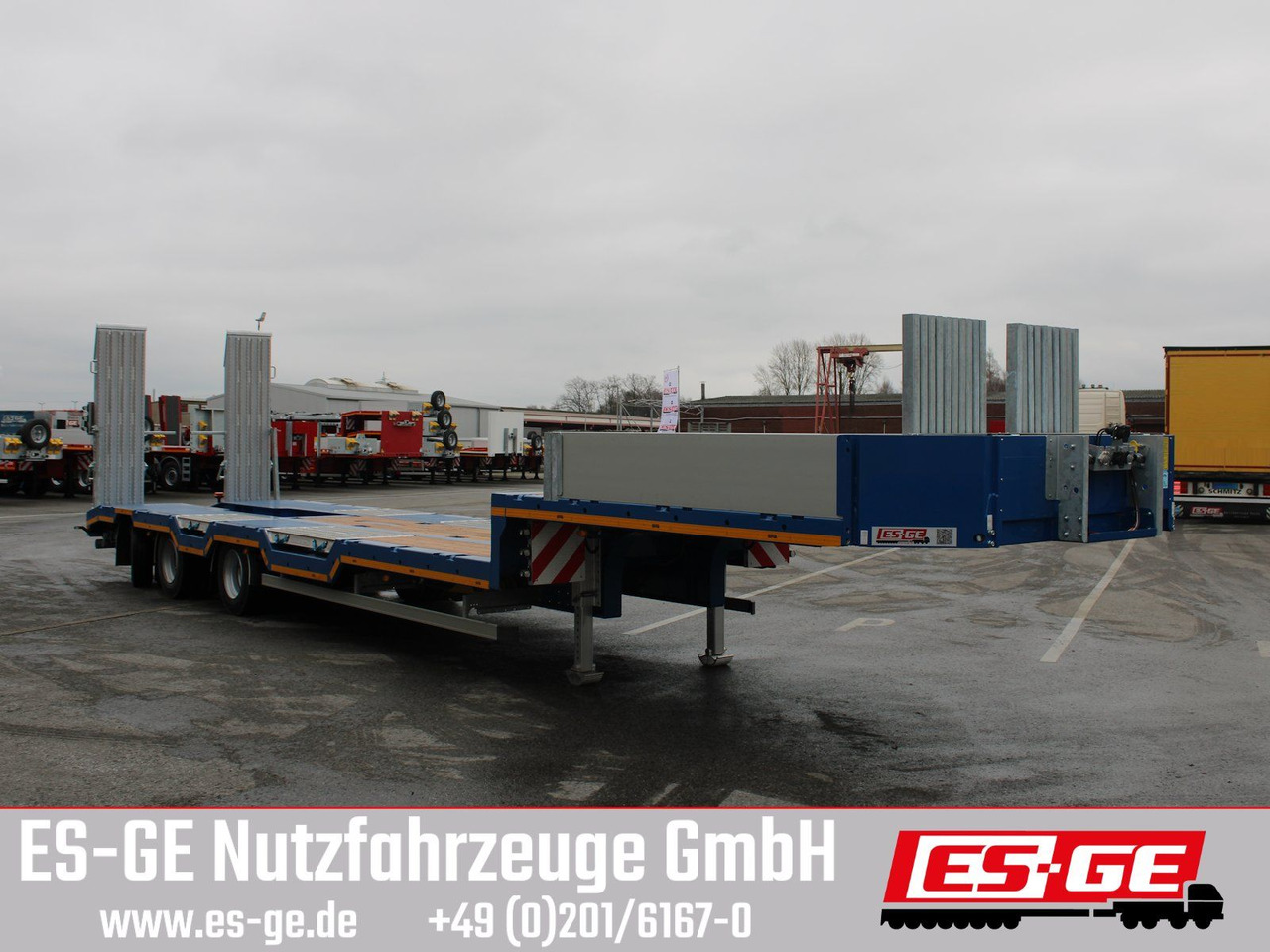 ES-GE 3-Achs-Satteltieflader - Radmulden - عربة منخفضة مسطحة نصف مقطورة: صورة 4 ES-GE 3-Achs-Satteltieflader - Radmulden - عربة منخفضة مسطحة نصف مقطورة: صورة 4