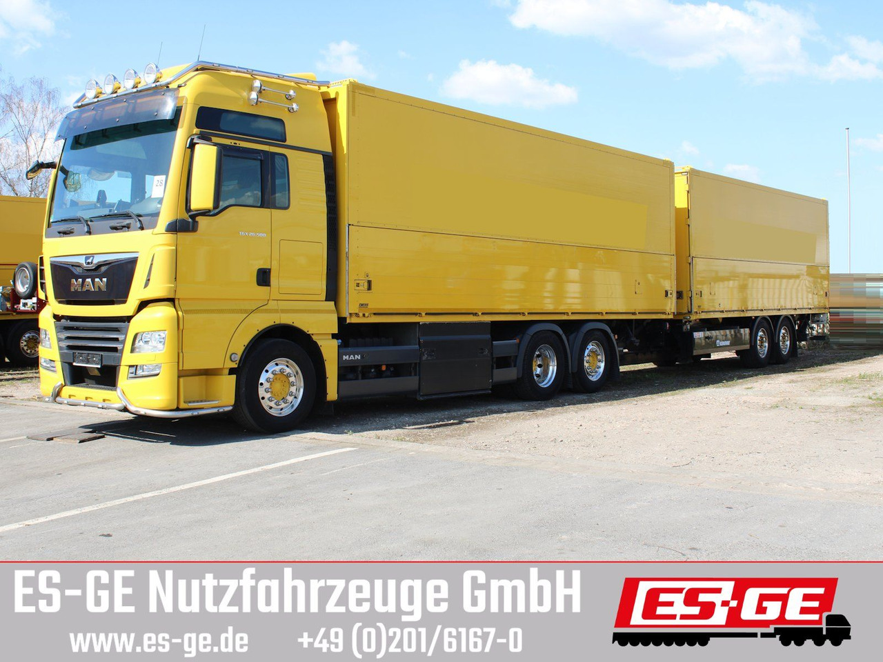 MAN 6x2 LKW mit Tandemanhänger - شاحنة المشروبات: صورة 2 MAN 6x2 LKW mit Tandemanhänger - شاحنة المشروبات: صورة 2
