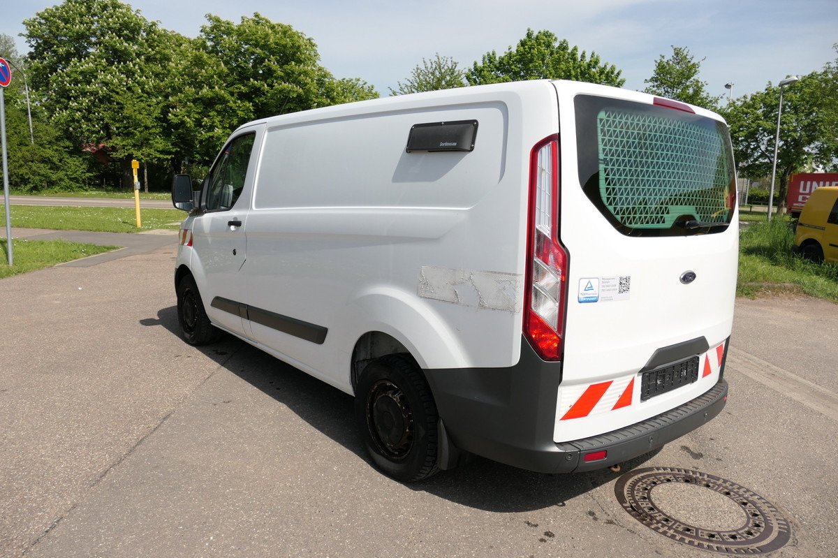FORD Transit Custom 2,2l TDCI L1H1 COC KLIMA WERKSTAT - فان المدمجة: صورة 5 FORD Transit Custom 2,2l TDCI L1H1 COC KLIMA WERKSTAT - فان المدمجة: صورة 5