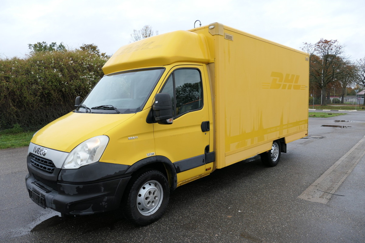 IVECO Daily 35 S11 C30C AUTOMATIK KAMERA MAXI KAMERA R - شاحنة مغلقة الصندوق: صورة 1 IVECO Daily 35 S11 C30C AUTOMATIK KAMERA MAXI KAMERA R - شاحنة مغلقة الصندوق: صورة 1