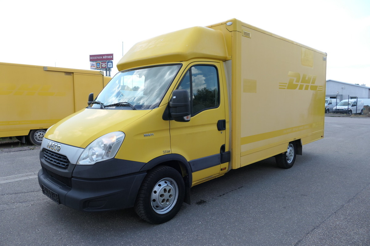IVECO Daily 35 S11 C30C AUTOMATIK KAMERA MAXI KAMERA R - شاحنة مغلقة الصندوق: صورة 1 IVECO Daily 35 S11 C30C AUTOMATIK KAMERA MAXI KAMERA R - شاحنة مغلقة الصندوق: صورة 1