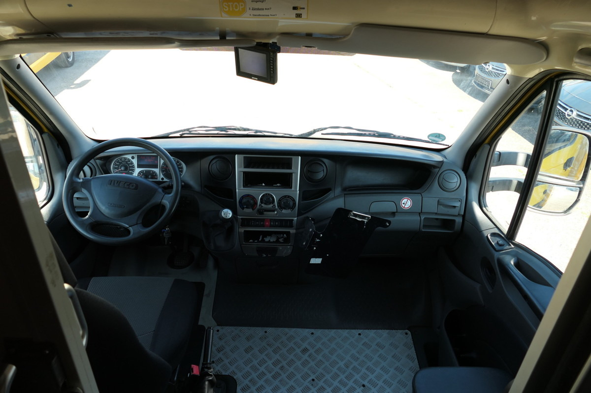 شاحنة مغلقة الصندوق IVECO Daily 35 S11 C30C AUTOMATIK KAMERA MAXI Regale D: صورة 7