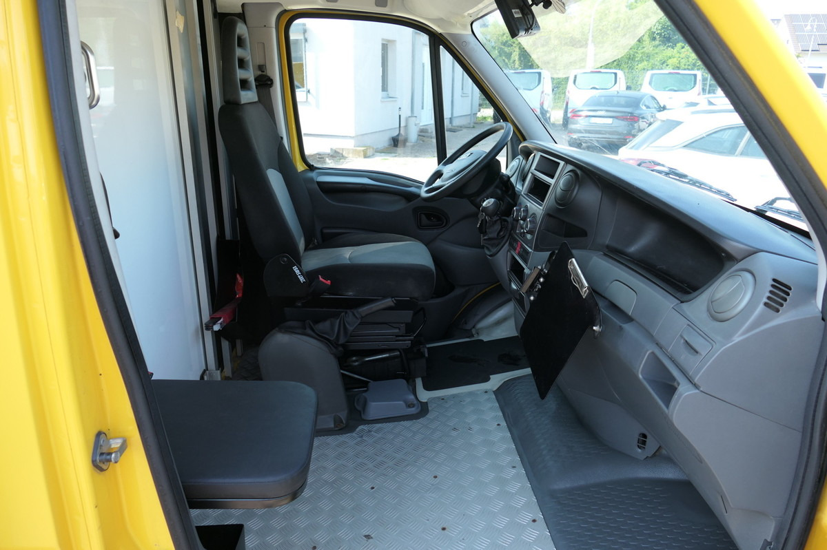 IVECO Daily 35 S11 C30C AUTOMATIK KAMERA Regale LUFT D - شاحنة مغلقة الصندوق: صورة 5 IVECO Daily 35 S11 C30C AUTOMATIK KAMERA Regale LUFT D - شاحنة مغلقة الصندوق: صورة 5