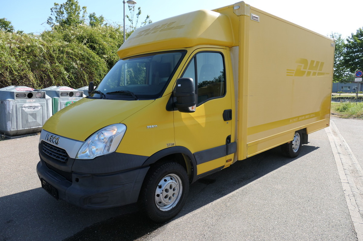 IVECO Daily 35 S11 C30C AUTOMATIK KAMERA Regale LUFT D - شاحنة مغلقة الصندوق: صورة 1 IVECO Daily 35 S11 C30C AUTOMATIK KAMERA Regale LUFT D - شاحنة مغلقة الصندوق: صورة 1