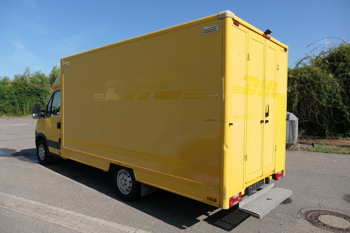 IVECO Daily 35 S11 C30C AUTOMATIK KAMERA Regale LUFT D - شاحنة مغلقة الصندوق: صورة 4 IVECO Daily 35 S11 C30C AUTOMATIK KAMERA Regale LUFT D - شاحنة مغلقة الصندوق: صورة 4