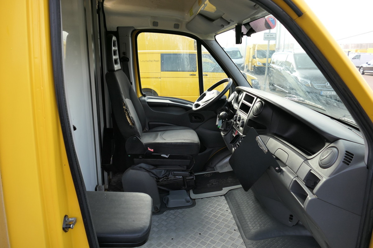 IVECO Daily 35 S11 C30C AUTOMATIK KAMERA Regale LUFT D - شاحنة مغلقة الصندوق: صورة 5 IVECO Daily 35 S11 C30C AUTOMATIK KAMERA Regale LUFT D - شاحنة مغلقة الصندوق: صورة 5