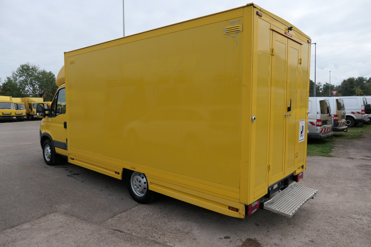 IVECO Daily 35 S11 C30C AUTOMATIK KAMERA Regale LUFT D - شاحنة مغلقة الصندوق: صورة 4 IVECO Daily 35 S11 C30C AUTOMATIK KAMERA Regale LUFT D - شاحنة مغلقة الصندوق: صورة 4