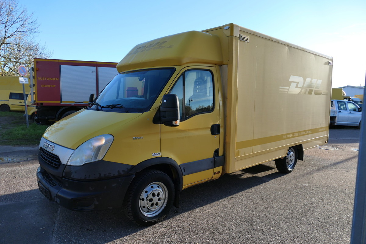 IVECO Daily 35 S11 C30C AUTOMATIK KAMERA Regale LUFT D - شاحنة مغلقة الصندوق: صورة 2 IVECO Daily 35 S11 C30C AUTOMATIK KAMERA Regale LUFT D - شاحنة مغلقة الصندوق: صورة 2