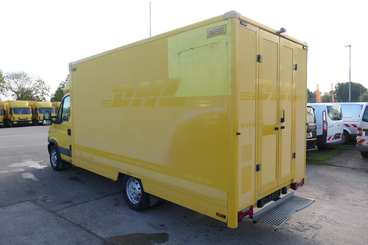 IVECO Daily 35 S11 C30C AUTOMATIK KAMERA Regale LUFT D - شاحنة مغلقة الصندوق: صورة 4 IVECO Daily 35 S11 C30C AUTOMATIK KAMERA Regale LUFT D - شاحنة مغلقة الصندوق: صورة 4
