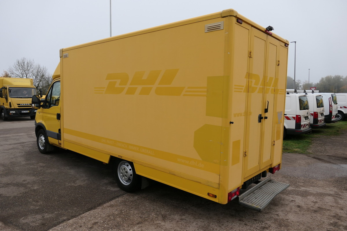 IVECO Daily 35 S11 C30C AUTOMATIK KAMERA Regale LUFT D - شاحنة مغلقة الصندوق: صورة 4 IVECO Daily 35 S11 C30C AUTOMATIK KAMERA Regale LUFT D - شاحنة مغلقة الصندوق: صورة 4