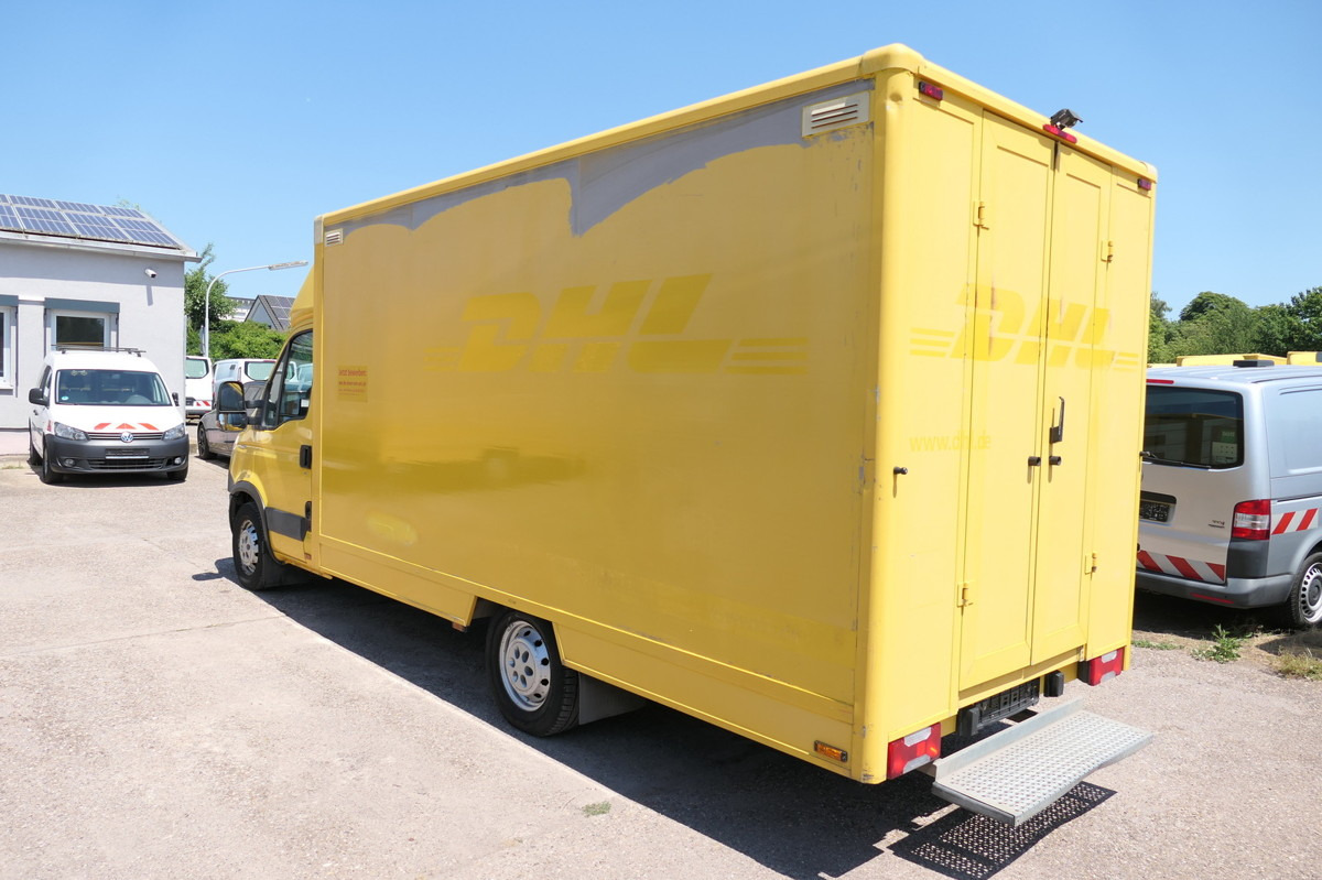 IVECO Daily 35 S11 C30C AUTOMATIK KAMERA Regale LUFT D - شاحنة مغلقة الصندوق: صورة 4 IVECO Daily 35 S11 C30C AUTOMATIK KAMERA Regale LUFT D - شاحنة مغلقة الصندوق: صورة 4