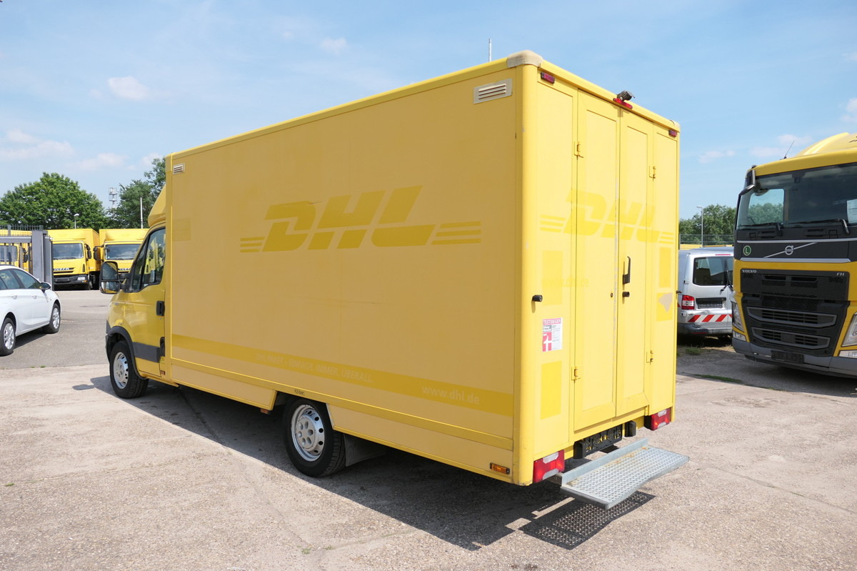 IVECO Daily 35 S11 C30C AUTOMATIK KAMERA Regale LUFT D - شاحنة مغلقة الصندوق: صورة 4 IVECO Daily 35 S11 C30C AUTOMATIK KAMERA Regale LUFT D - شاحنة مغلقة الصندوق: صورة 4