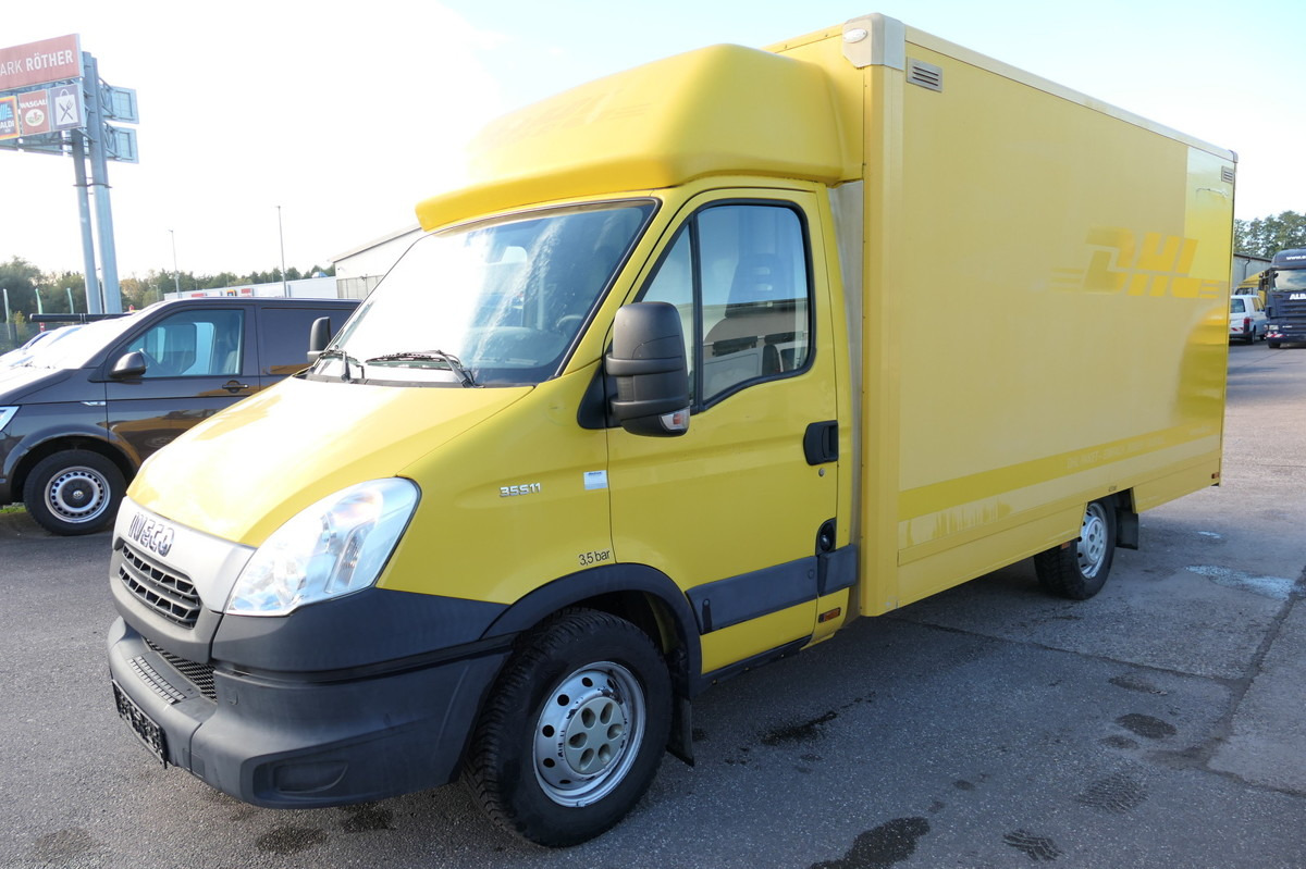 IVECO Daily 35 S11 C30C AUTOMATIK KAMERA Regale LUFT D - شاحنة مغلقة الصندوق: صورة 1 IVECO Daily 35 S11 C30C AUTOMATIK KAMERA Regale LUFT D - شاحنة مغلقة الصندوق: صورة 1