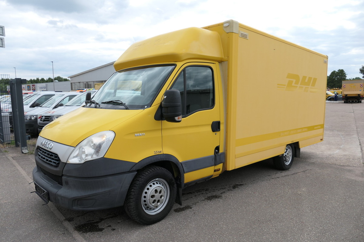 IVECO Daily 35 S11 C30C AUTOMATIK KAMERA Regale LUFT D - شاحنة مغلقة الصندوق: صورة 1 IVECO Daily 35 S11 C30C AUTOMATIK KAMERA Regale LUFT D - شاحنة مغلقة الصندوق: صورة 1