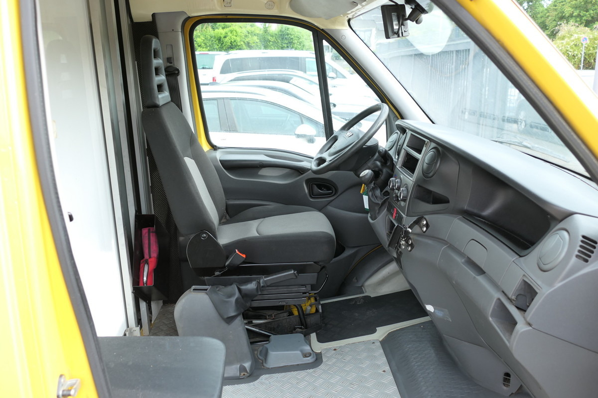 IVECO Daily 35 S11 C30C AUTOMATIK KAMERA Regale LUFT D - شاحنة مغلقة الصندوق: صورة 5 IVECO Daily 35 S11 C30C AUTOMATIK KAMERA Regale LUFT D - شاحنة مغلقة الصندوق: صورة 5